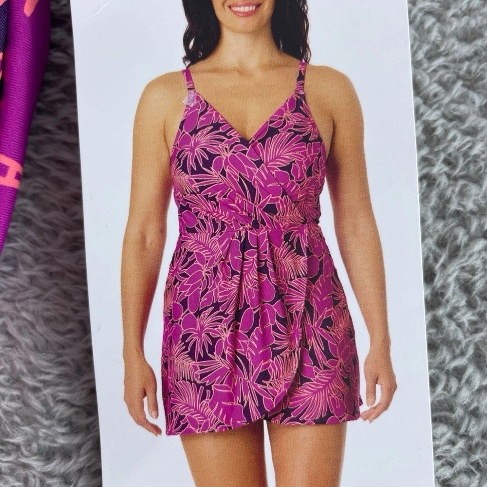 Lands End Pink/Black Floral Swim Dress Size M. AX